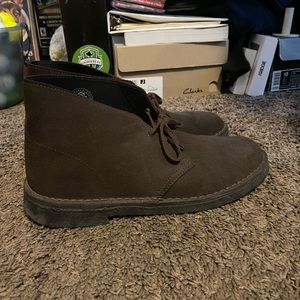 Clarks Desert Boots Size 9.5 Brown Suede